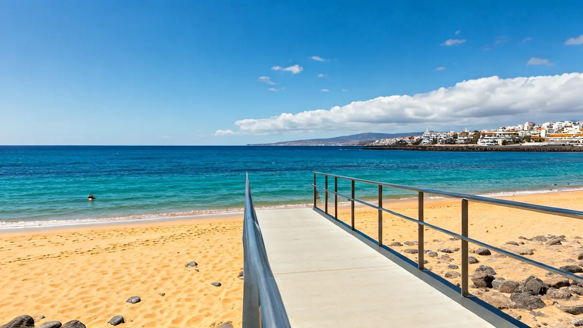 Image of an accessible ramp on a beach in Arrecife, Lanzarote.