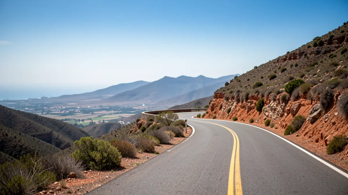 Carretera de Tamadaba en Gran Canaria cerrada al tráfico.