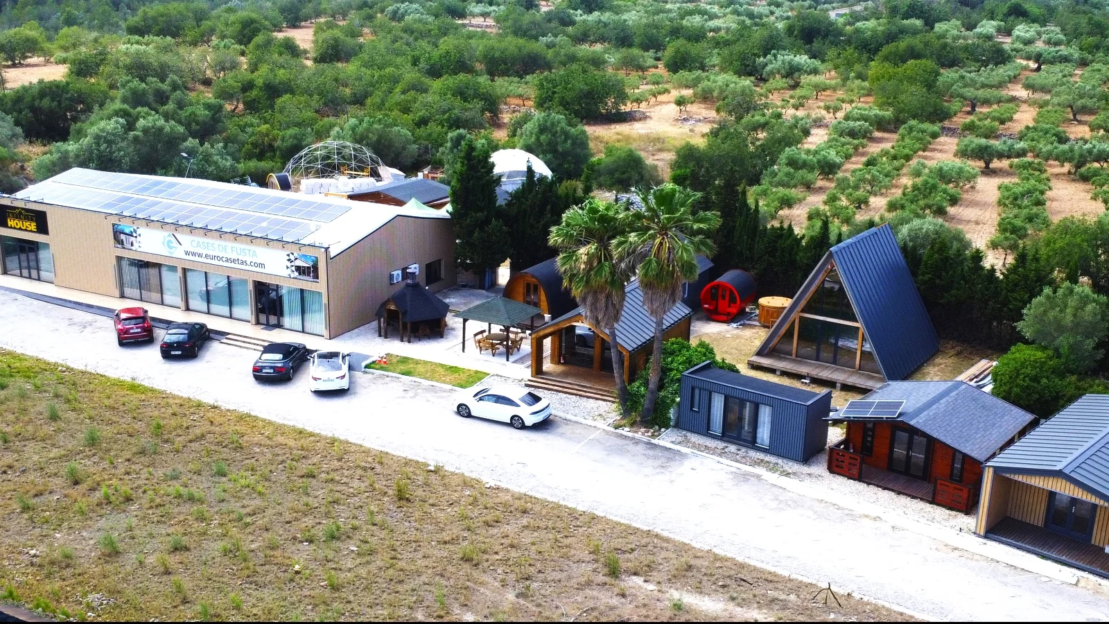 The family business revolutionizing the wooden house market.