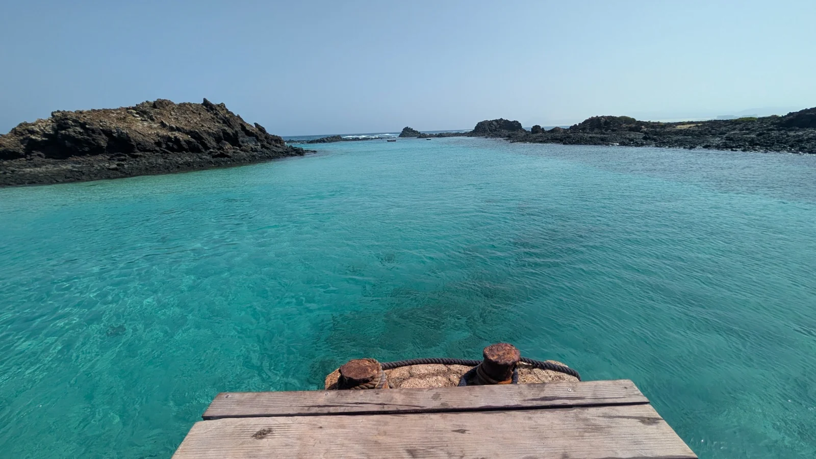 Lobos Island in a click: the definitive platform to get your authorization and boat without complications