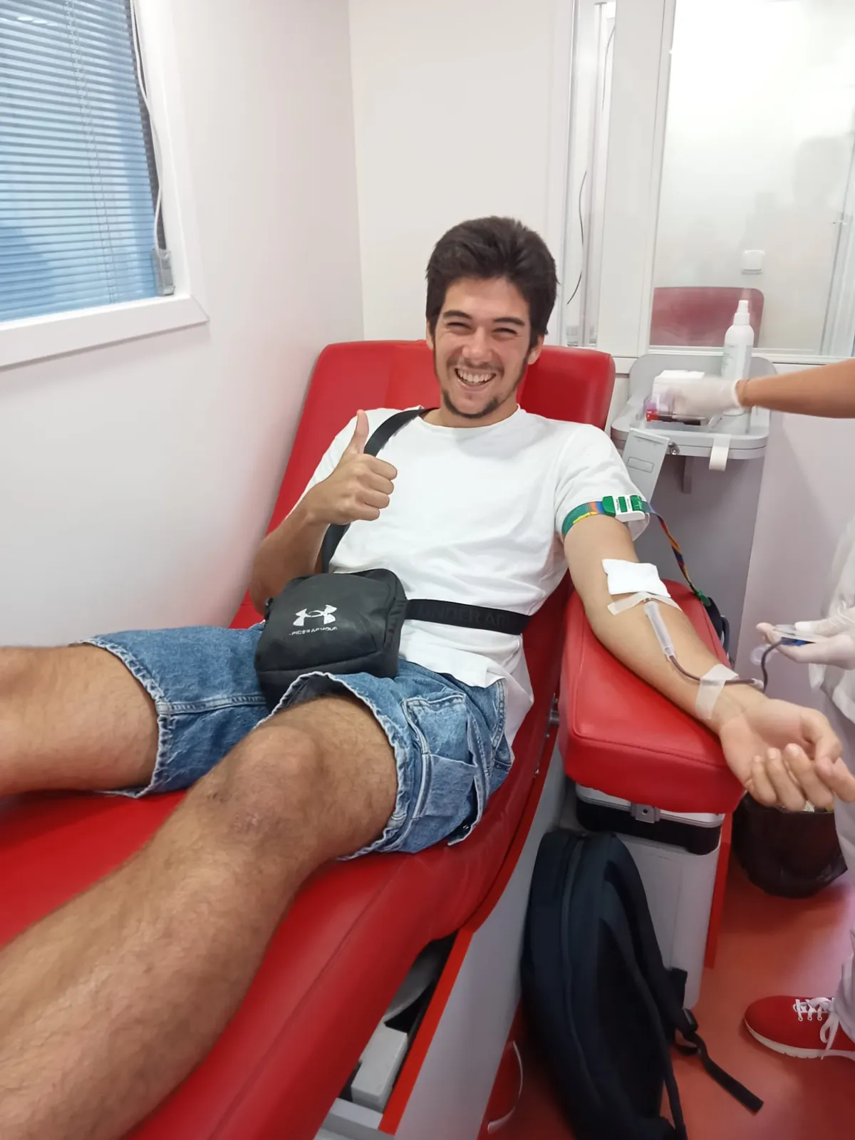 Campaña de donación de sangre en la Escuela Oficial de Idiomas de Las Palmas