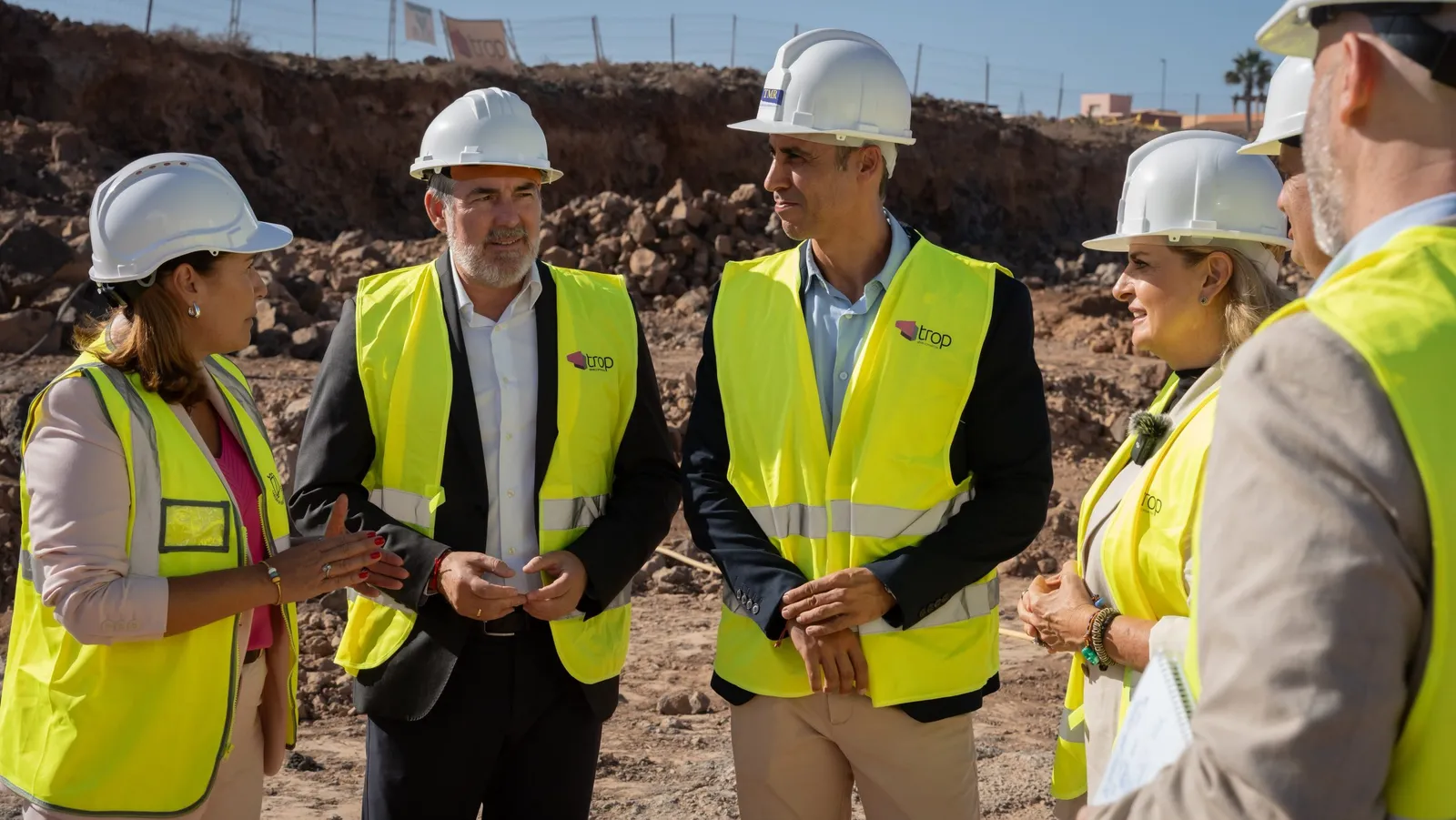 Colocan la primera piedra del nuevo Centro de Salud de Corralejo II
