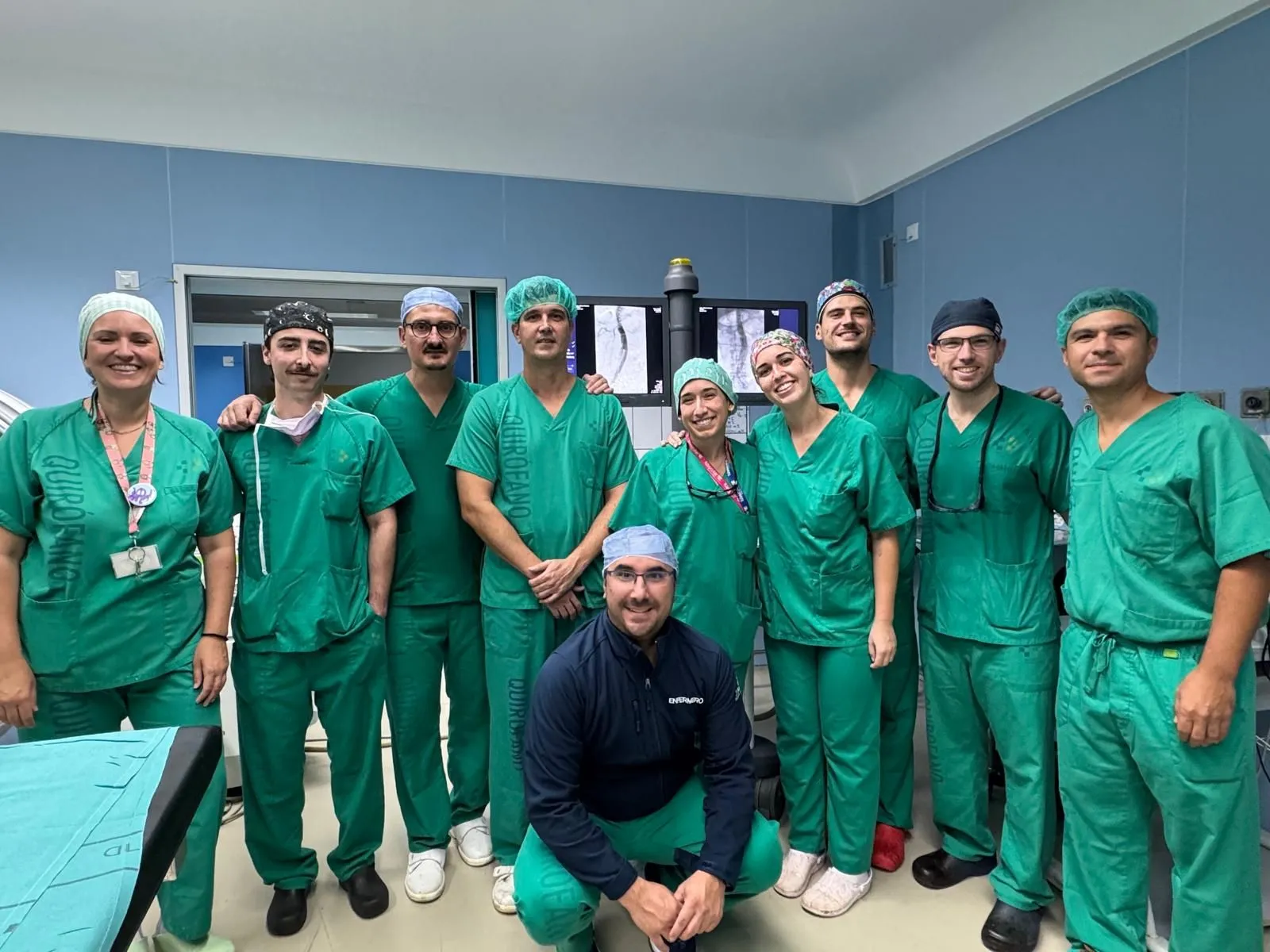 El Hospital Insular de Gran Canaria usa una nueva endoprótesis para aneurismas complejos