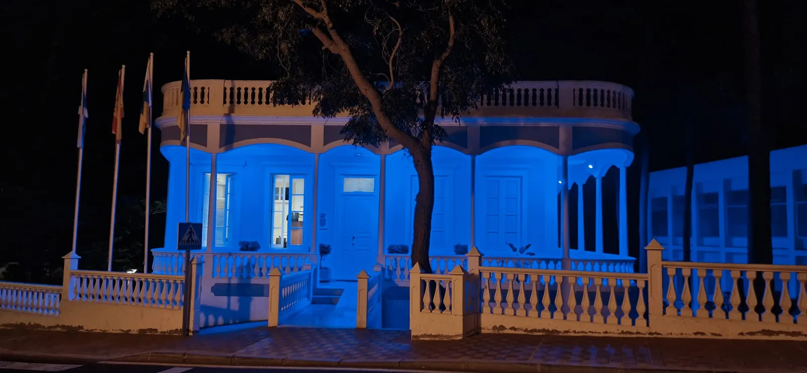 San Miguel de Abona se ilumina de azul por el Día del Daño Cerebral Adquirido